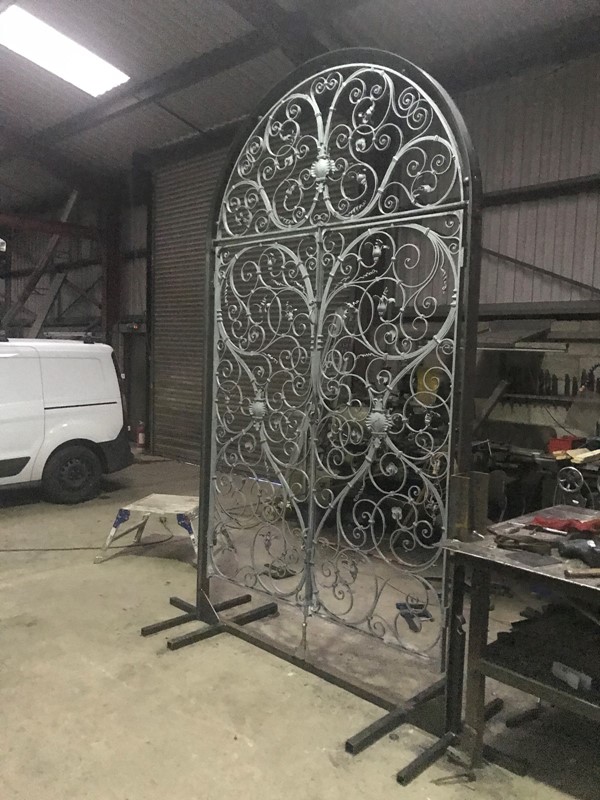 Arched Wrought iron gate refurbishment UK